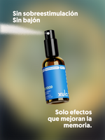 Botella de MIND FOOD un Spray con adaptógenos rociando producto para mejorar la memoria sin sobreestimulación.